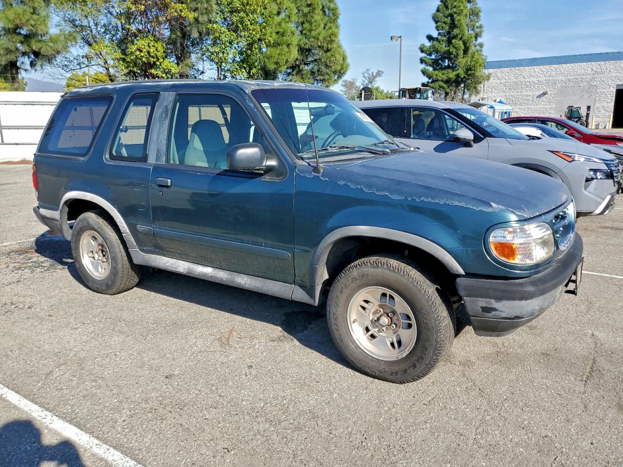 Lot #3302700037 1996 FORD EXPLORER