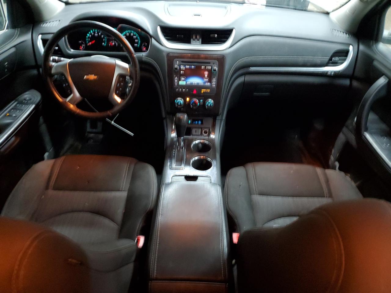 CHEVROLET TRAVERSE LT