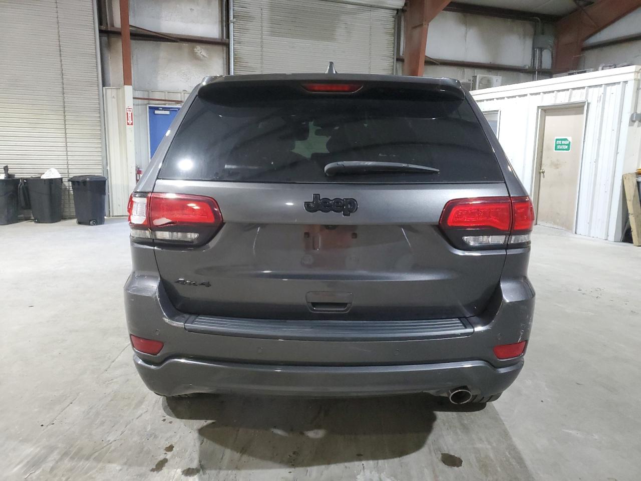 JEEP GRAND CHEROKEE LAREDO