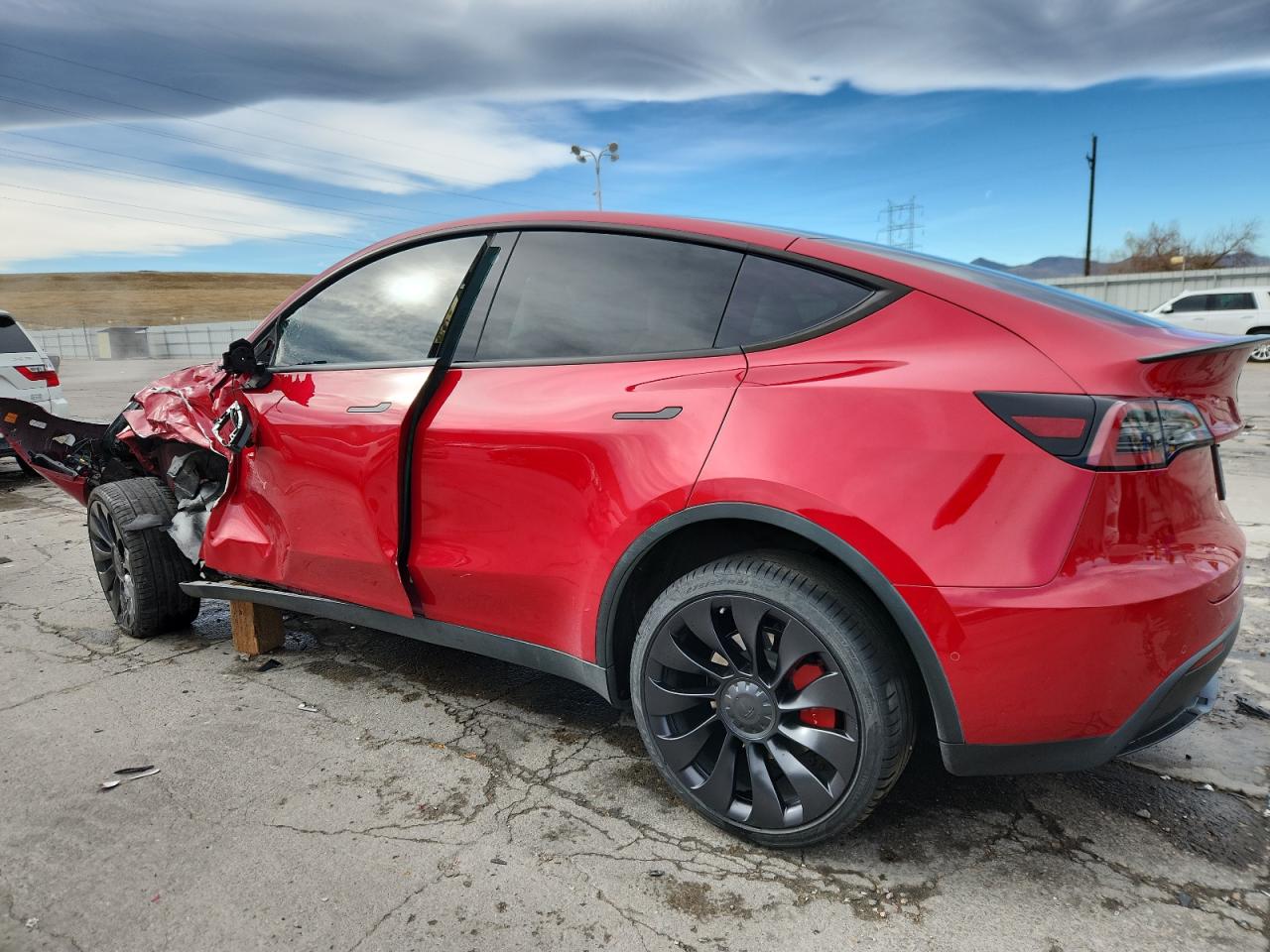 TESLA MODEL Y