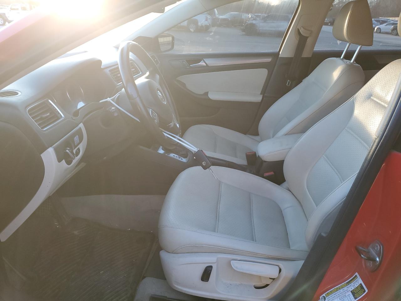 VOLKSWAGEN JETTA TDI