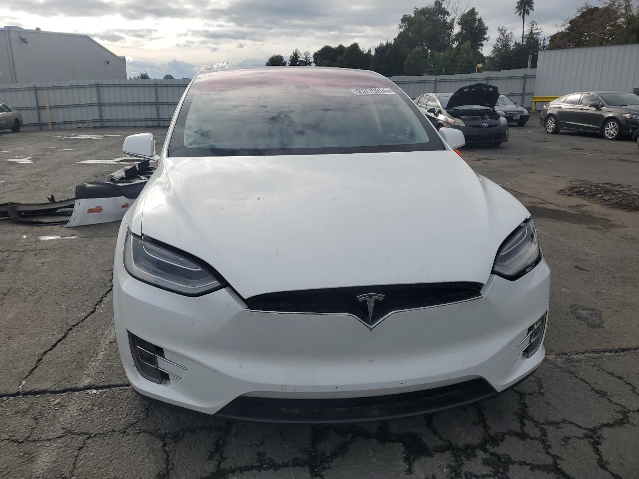 TESLA MODEL X