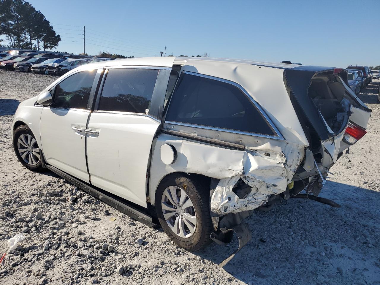 Lot #3317768084 2016 HONDA ODYSSEY SE