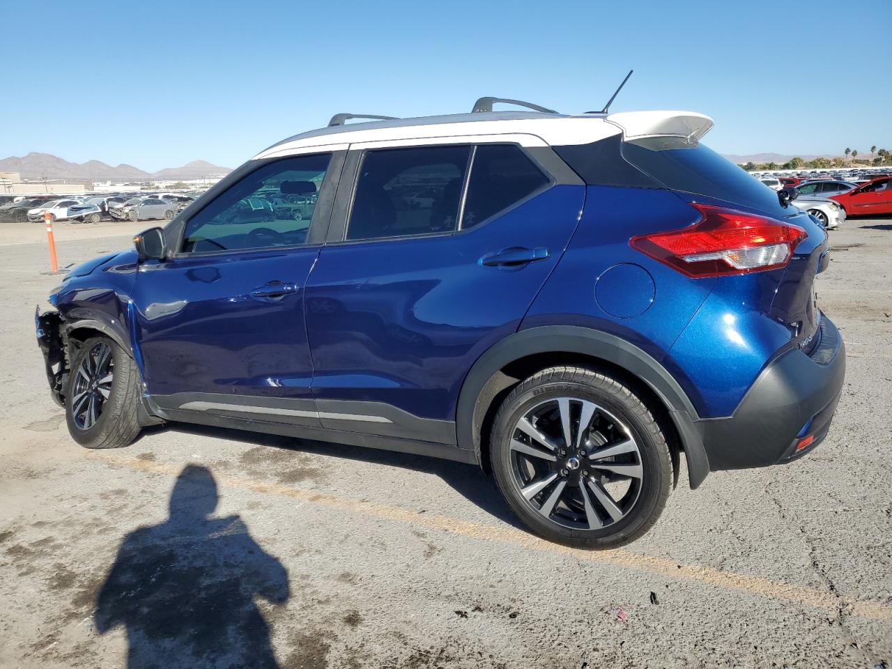 NISSAN KICKS S