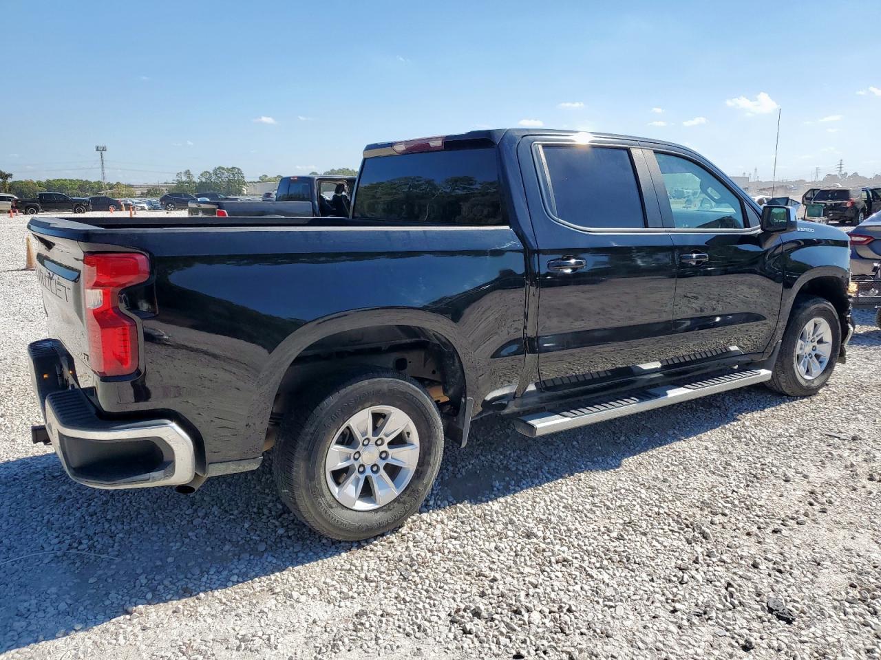 CHEVROLET SILVERADO C1500 LT