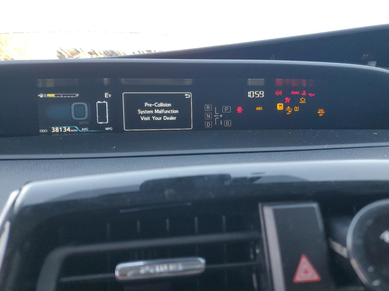 TOYOTA PRIUS PRIME LE