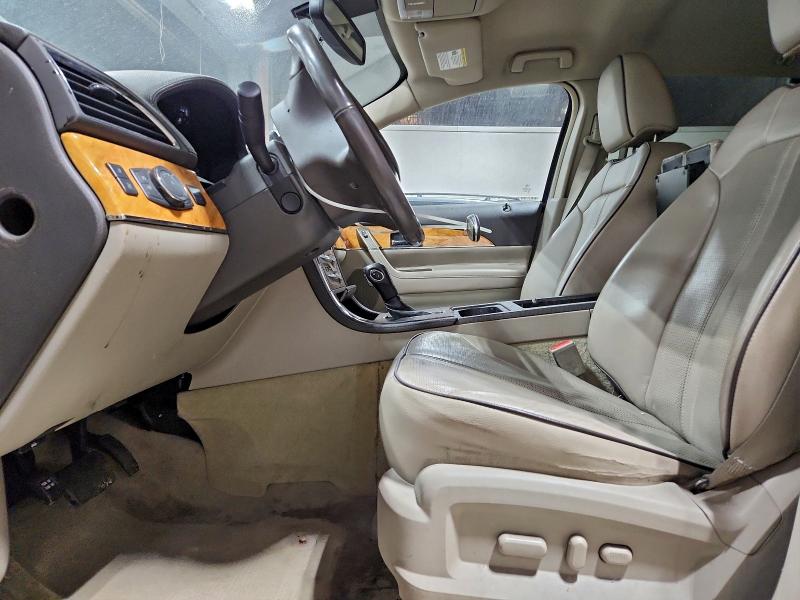 2011 LINCOLN MKX #3296239488