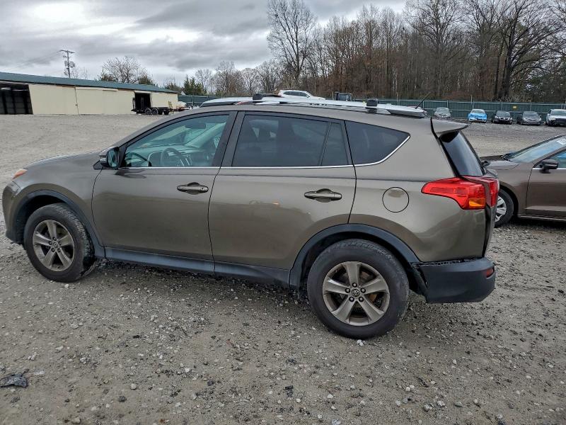 2015 TOYOTA RAV4 XLE #3312652163