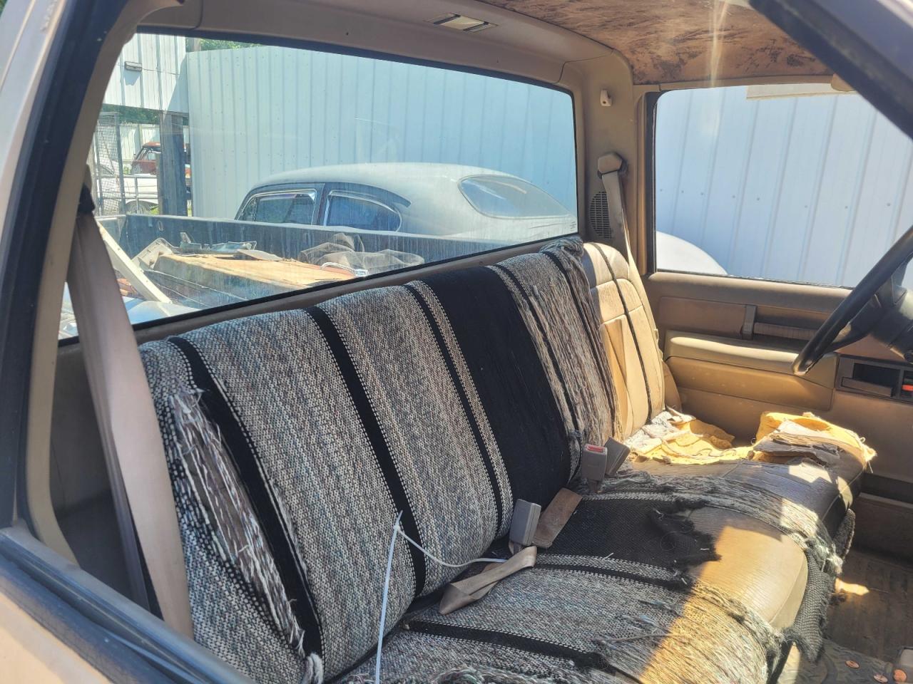 Lot #3282529954 1989 CHEVROLET GMT-400 K2