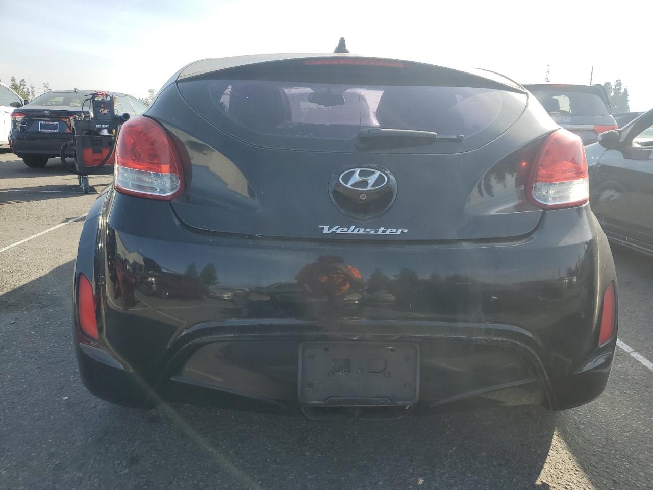 HYUNDAI VELOSTER