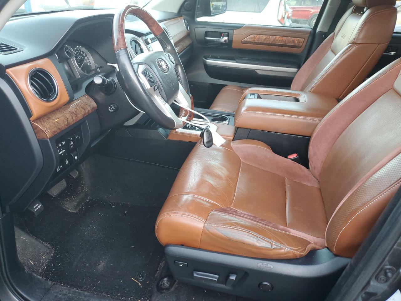 TOYOTA TUNDRA CREWMAX 1794