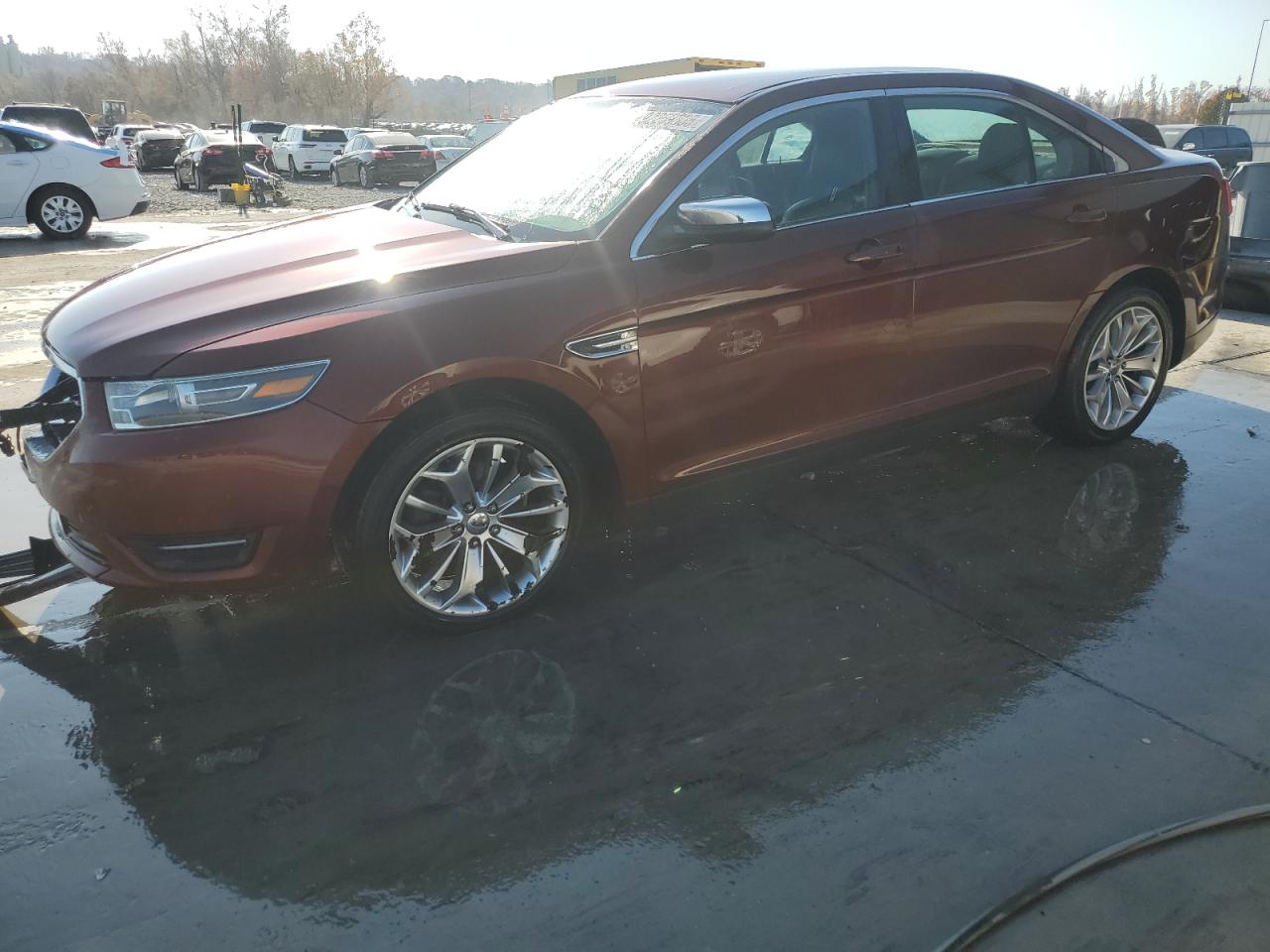 Lot #3287876109 2015 FORD TAURUS LIM