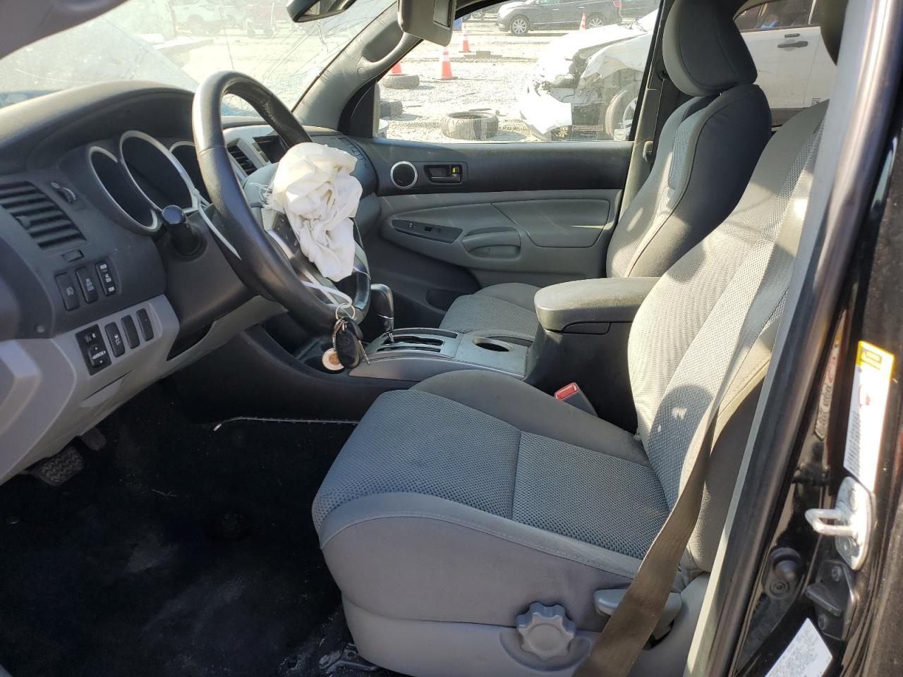 TOYOTA TACOMA PRERUNNER ACCESS CAB