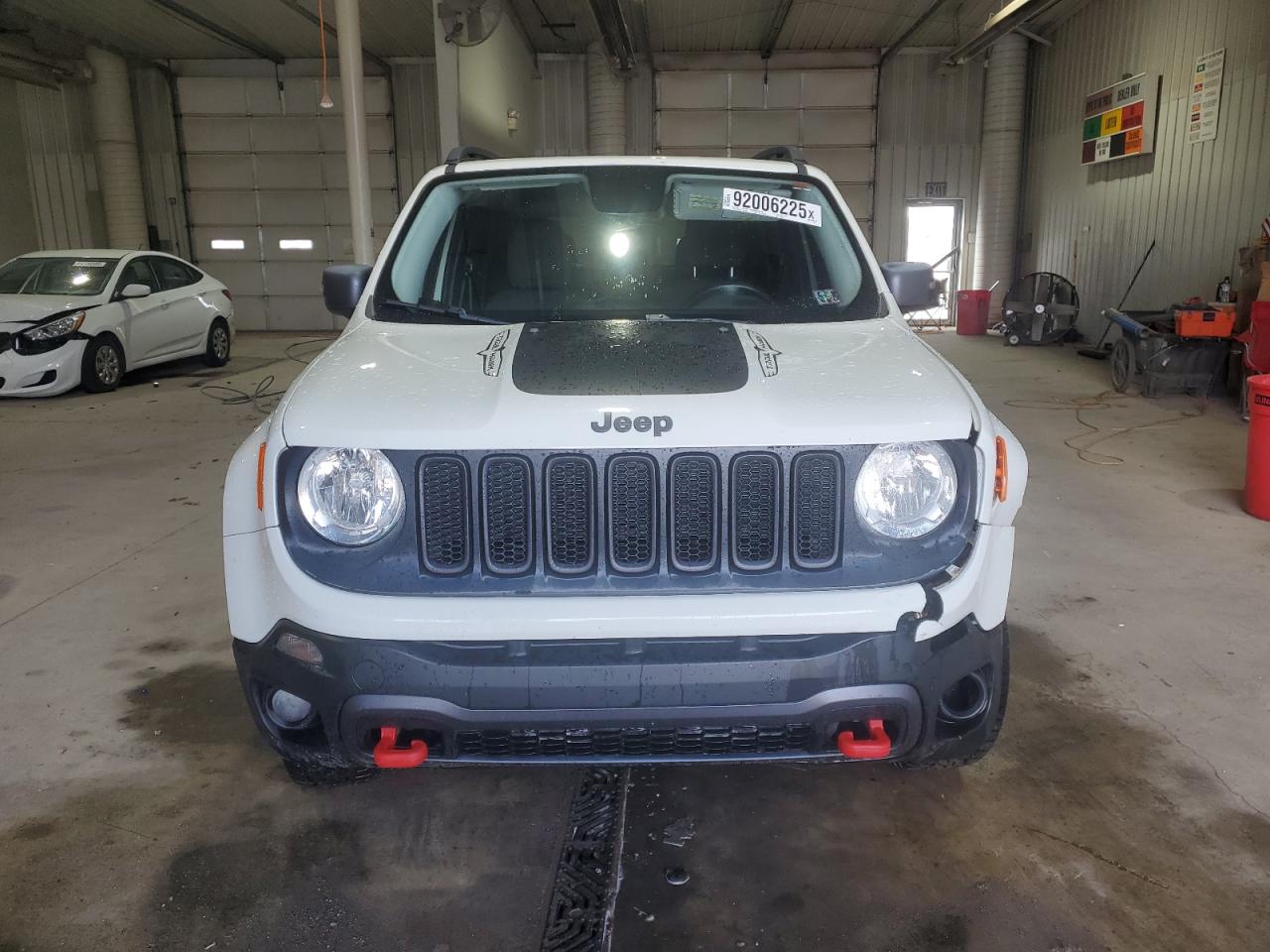 JEEP RENEGADE TRAILHAWK