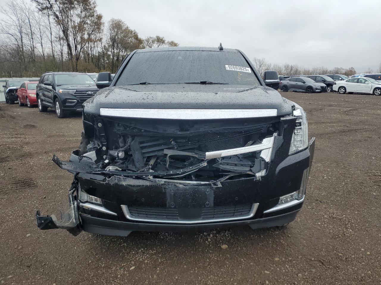 CADILLAC ESCALADE PREMIUM LUXURY