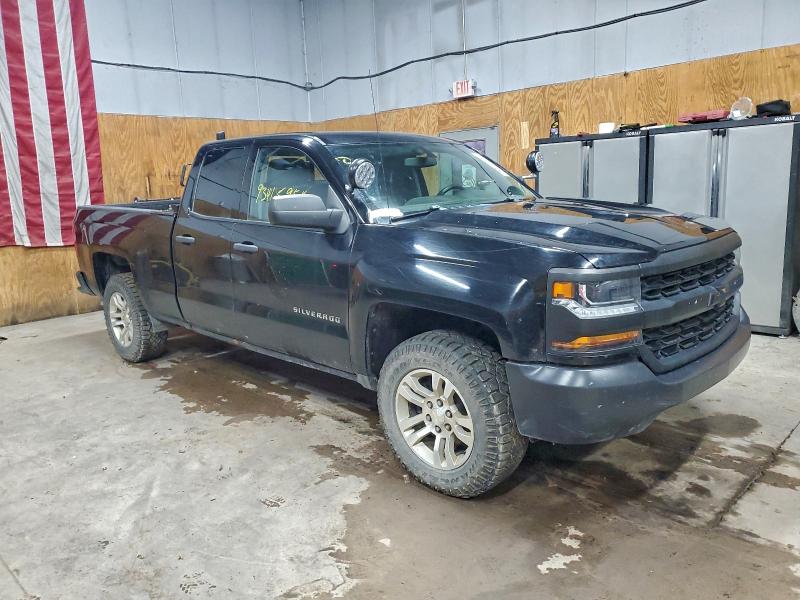 2018 CHEVROLET SILVERADO #3303663951