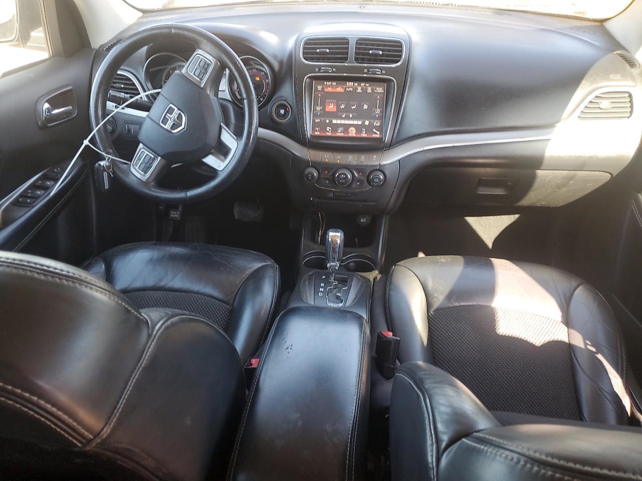 DODGE JOURNEY CROSSROAD