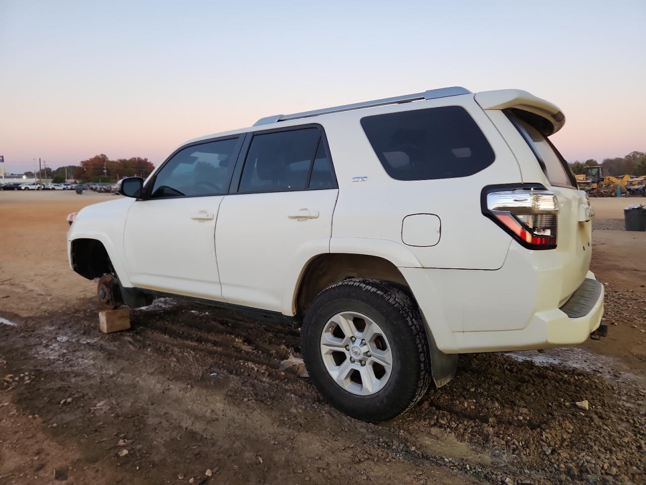 TOYOTA 4RUNNER SR5