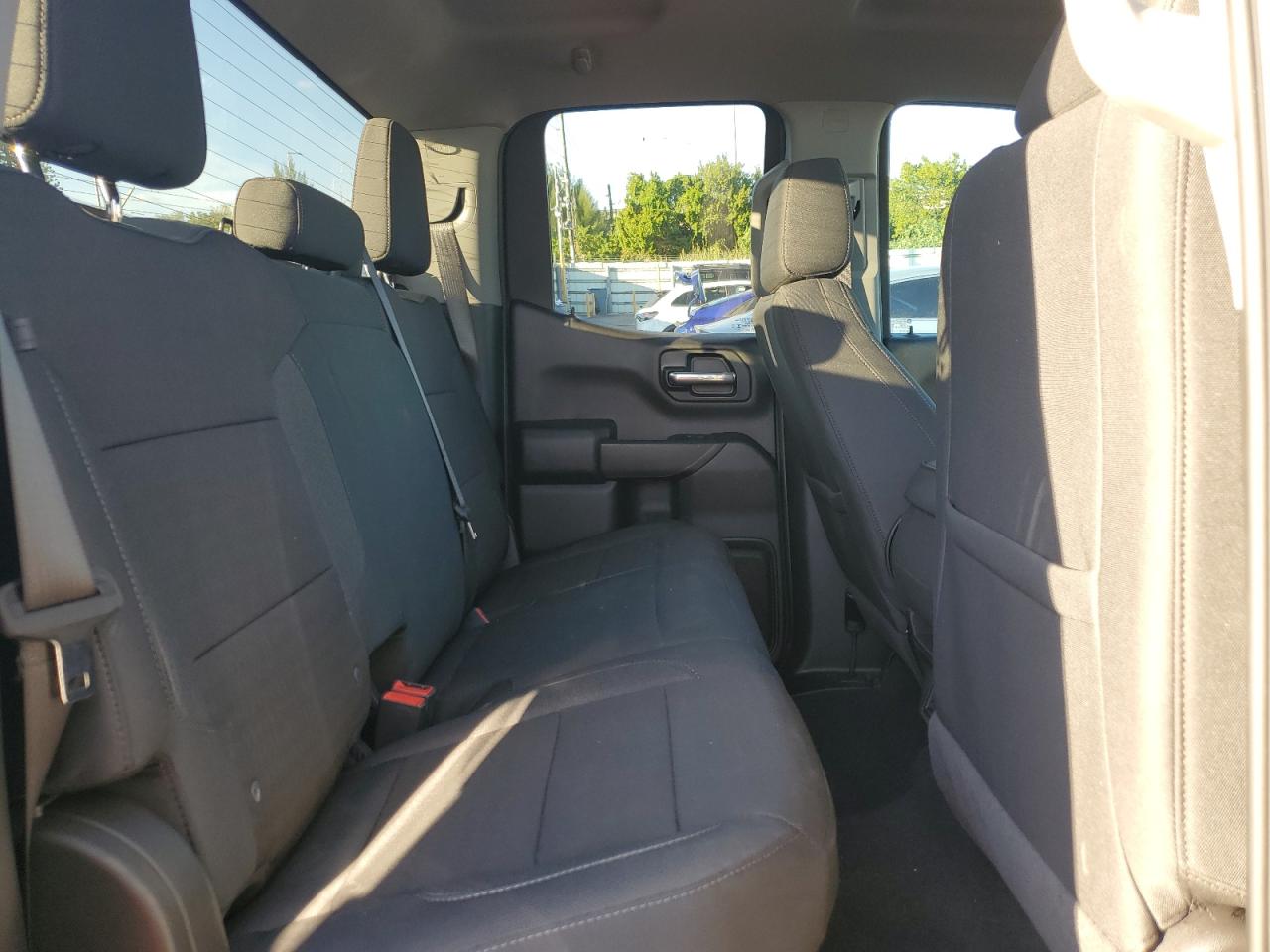 CHEVROLET SILVERADO C1500 CUSTOM