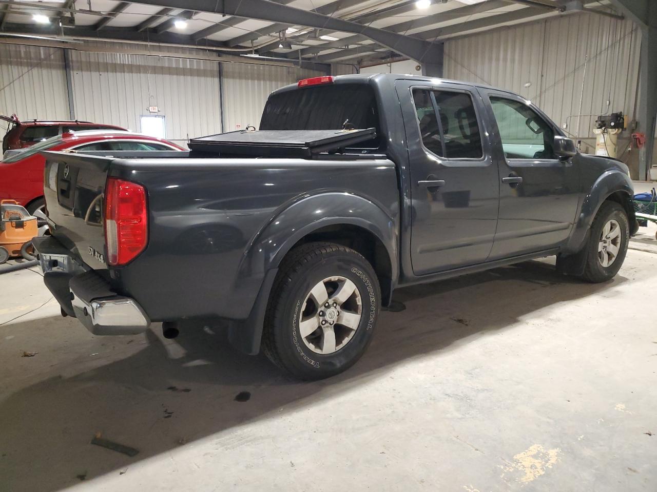 NISSAN FRONTIER S