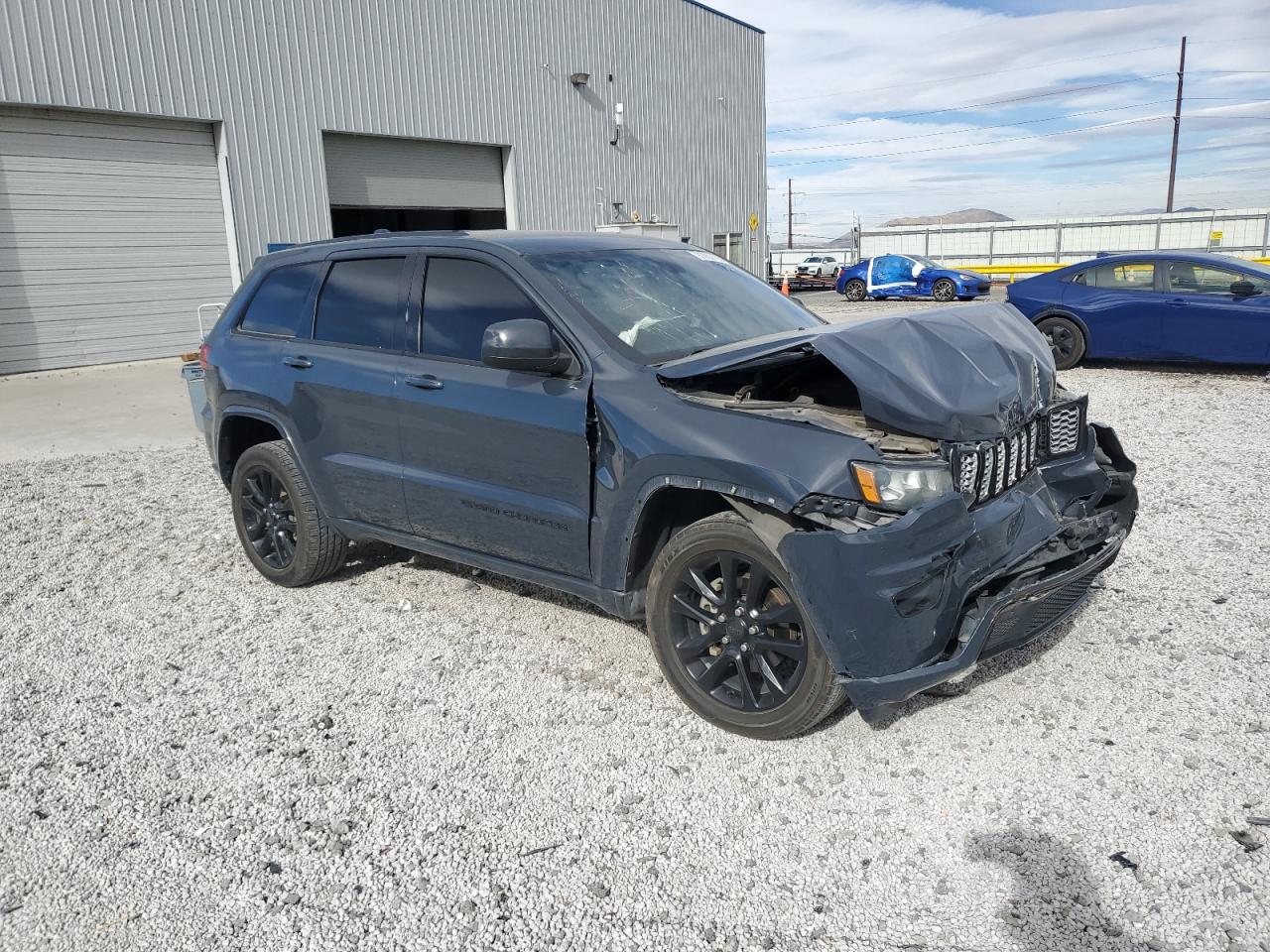 JEEP GRAND CHEROKEE LAREDO