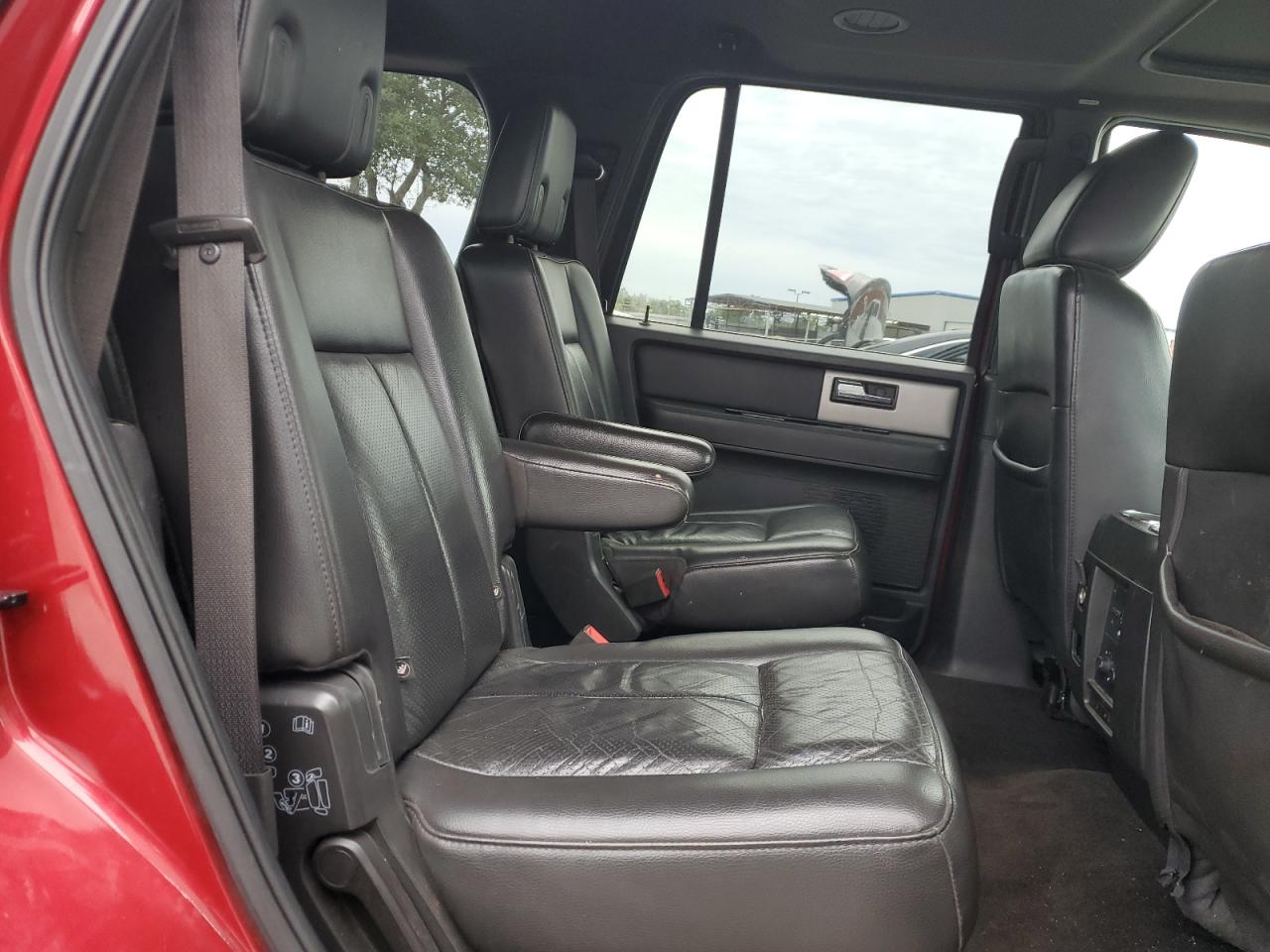 FORD EXPEDITION LIMITED