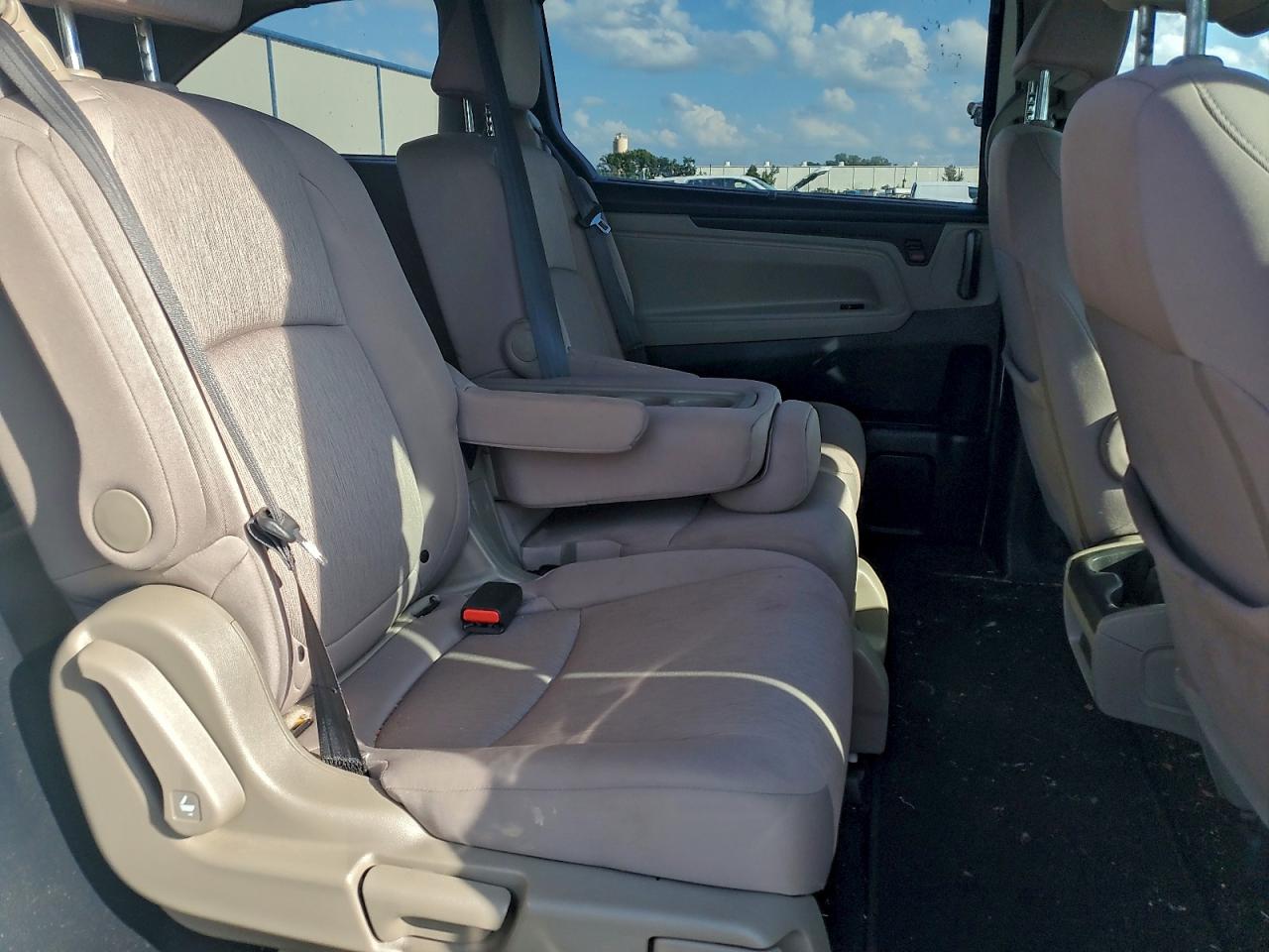 Lot #3315978103 2019 HONDA ODYSSEY EX