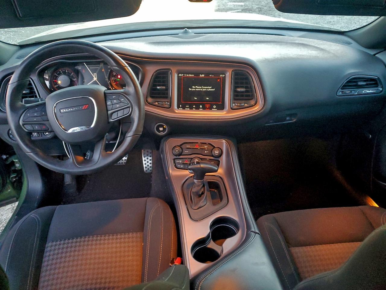 DODGE CHALLENGER SXT