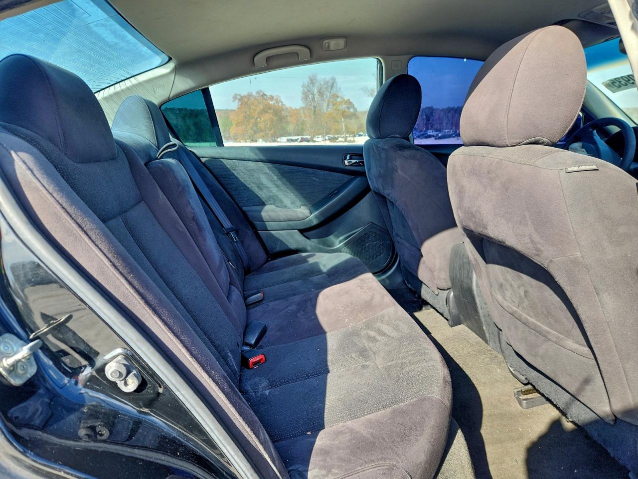 NISSAN ALTIMA BASE