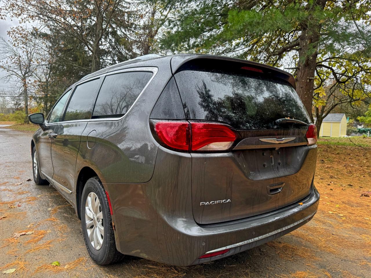 CHRYSLER PACIFICA TOURING L