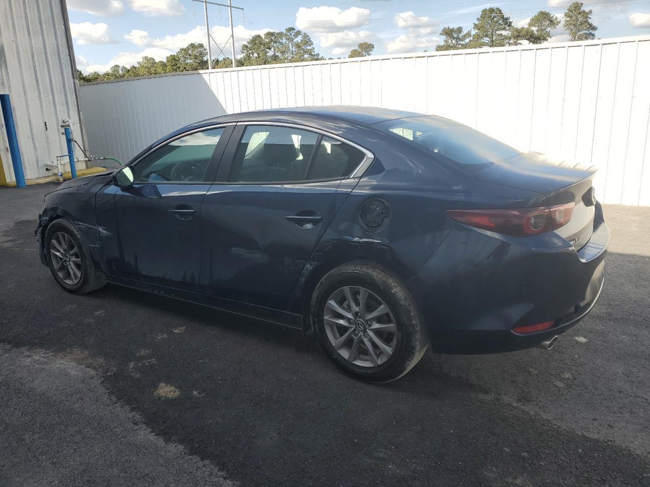 Lot #3318890936 2024 MAZDA 3