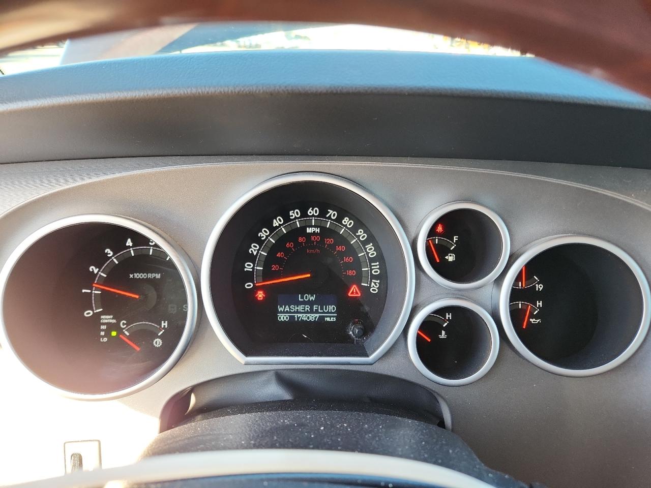 TOYOTA SEQUOIA PLATINUM