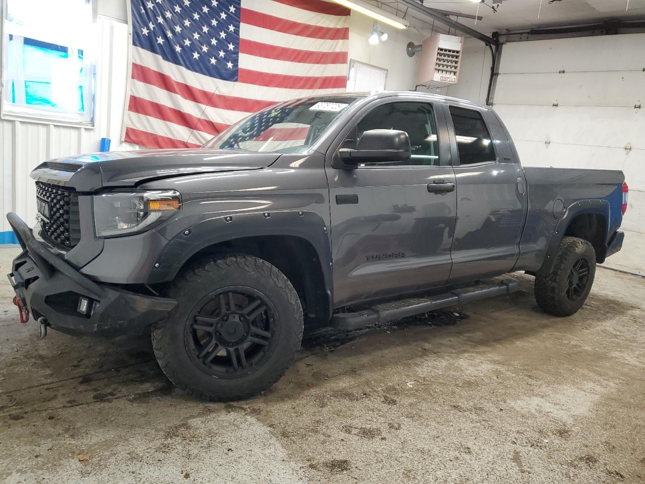 TOYOTA TUNDRA DOUBLE CAB SR