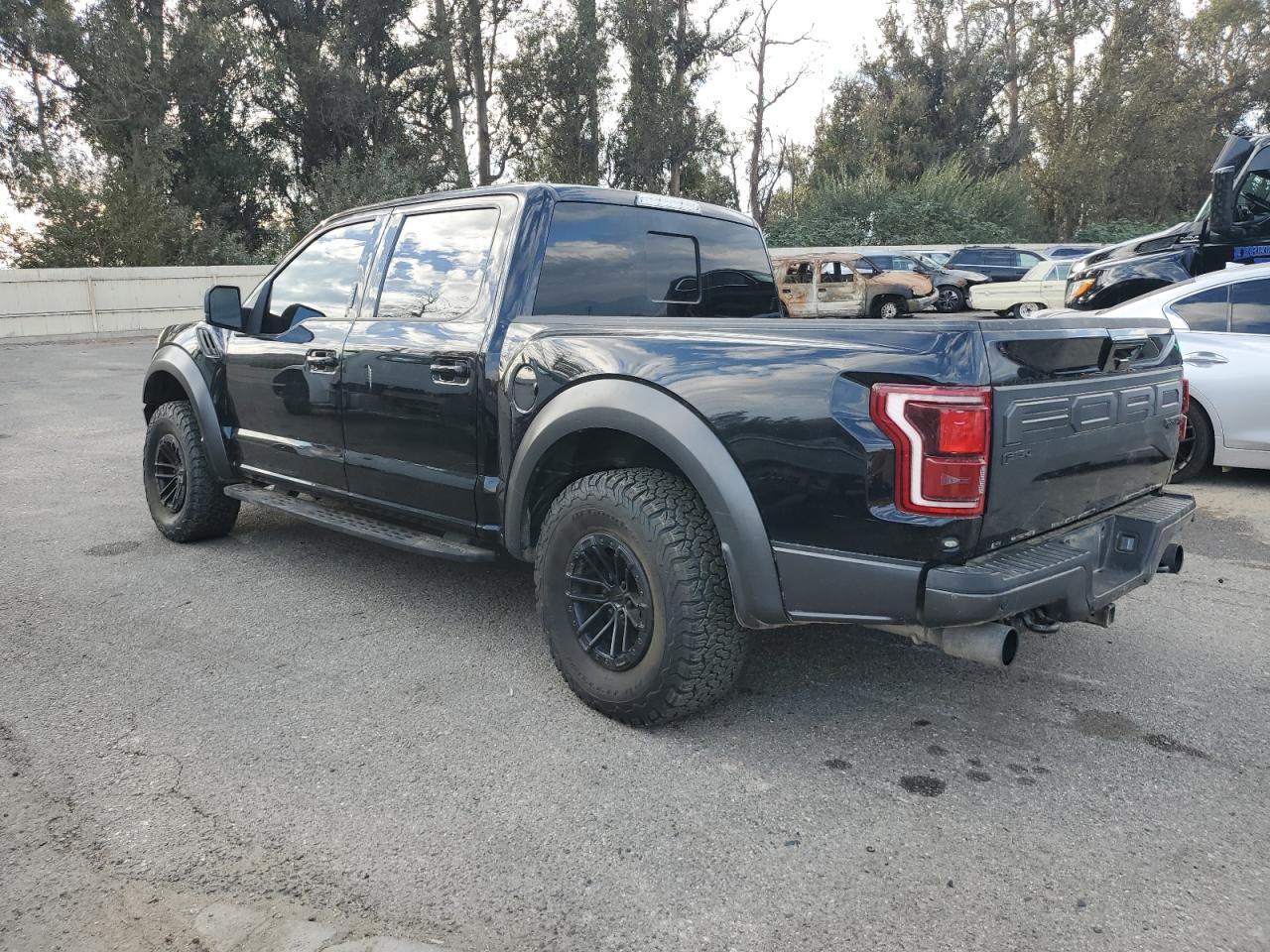 FORD F-150 RAPTOR