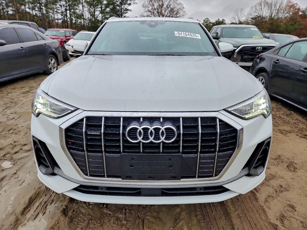 AUDI Q3 PREMIUM PLUS S-LINE