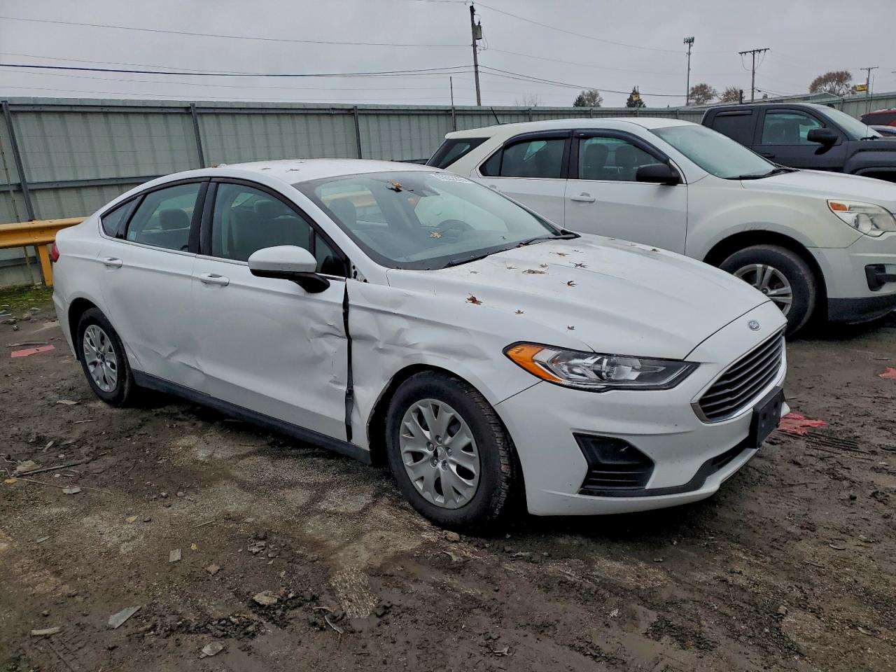 FORD FUSION S