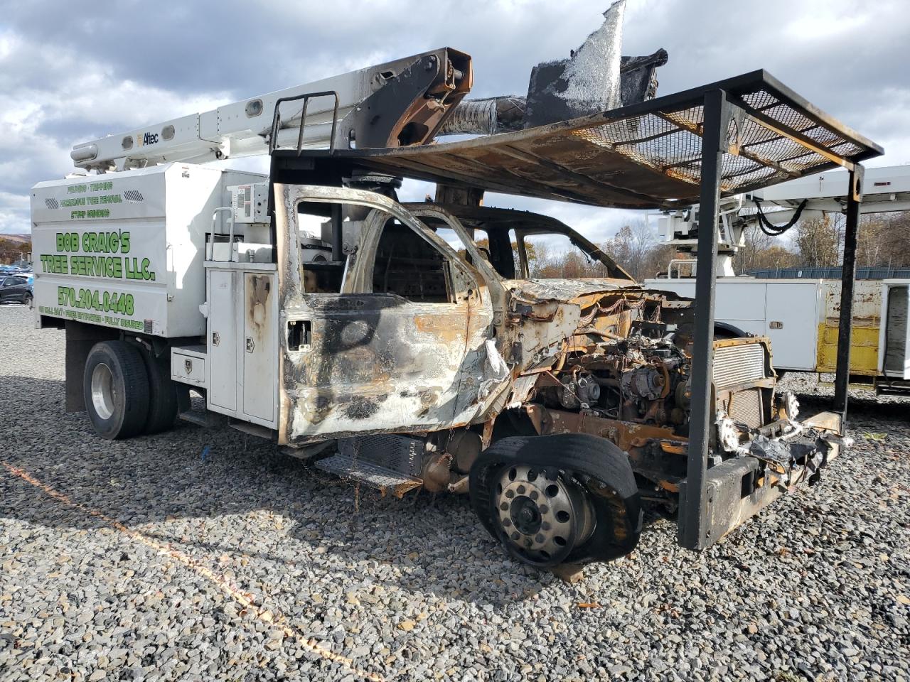 FORD F-750 SUPER DUTY