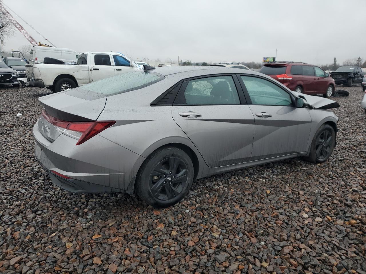 HYUNDAI ELANTRA SEL