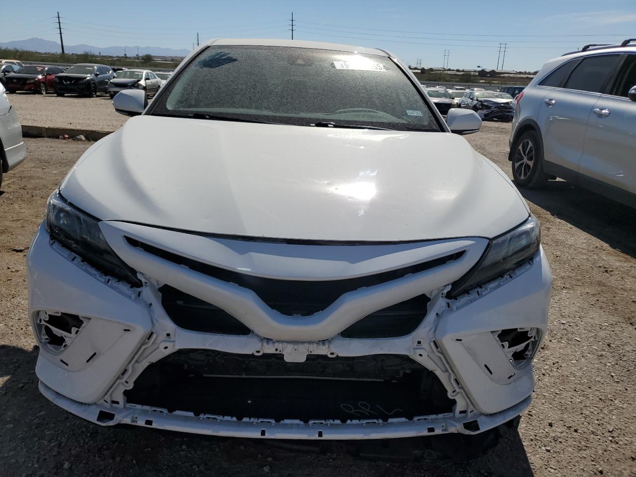 TOYOTA CAMRY SE NIGHT SHADE