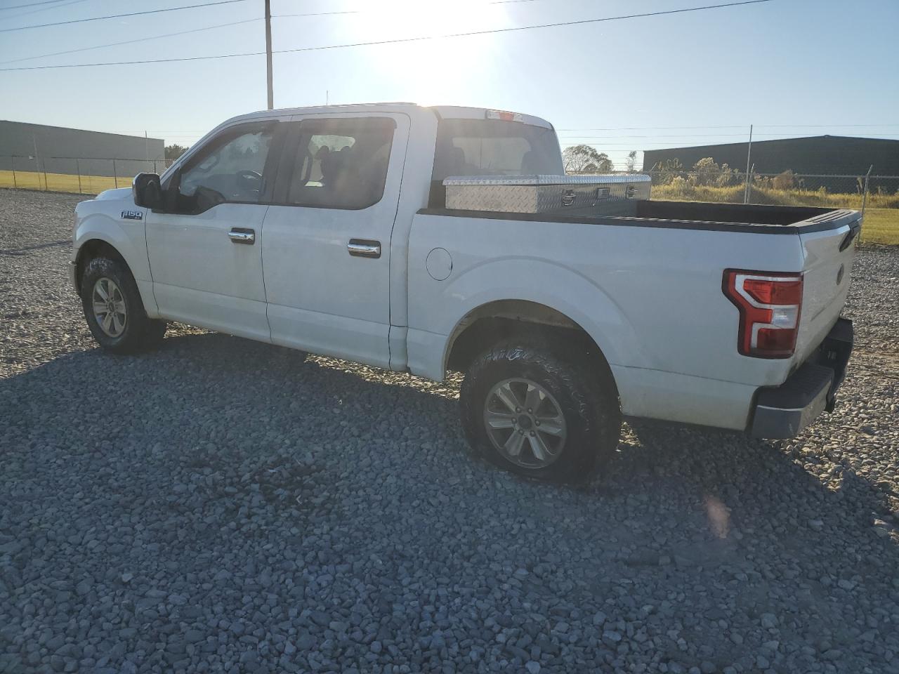FORD F-150 SUPERCREW