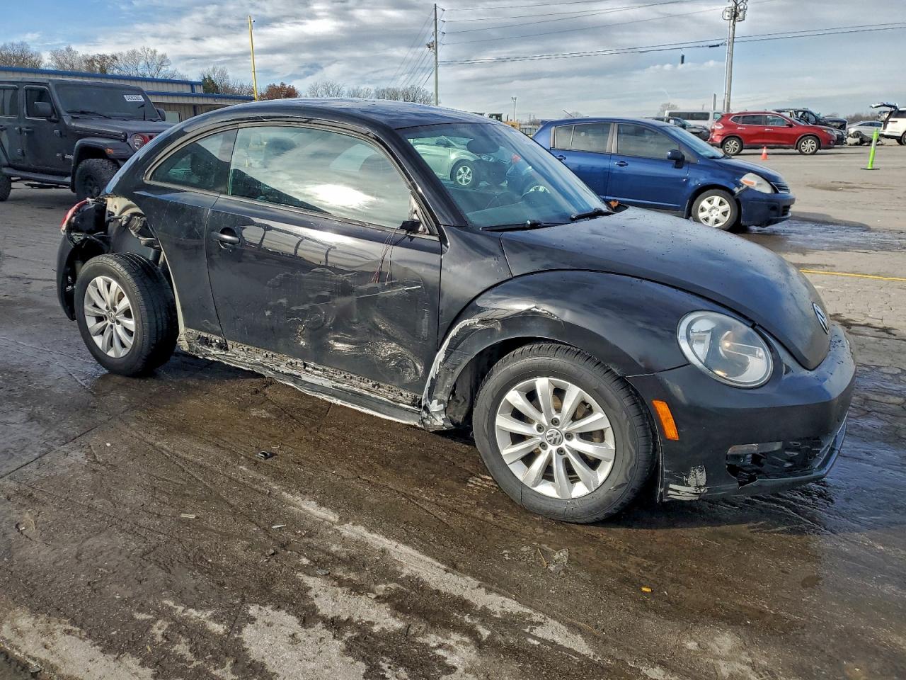 VOLKSWAGEN BEETLE