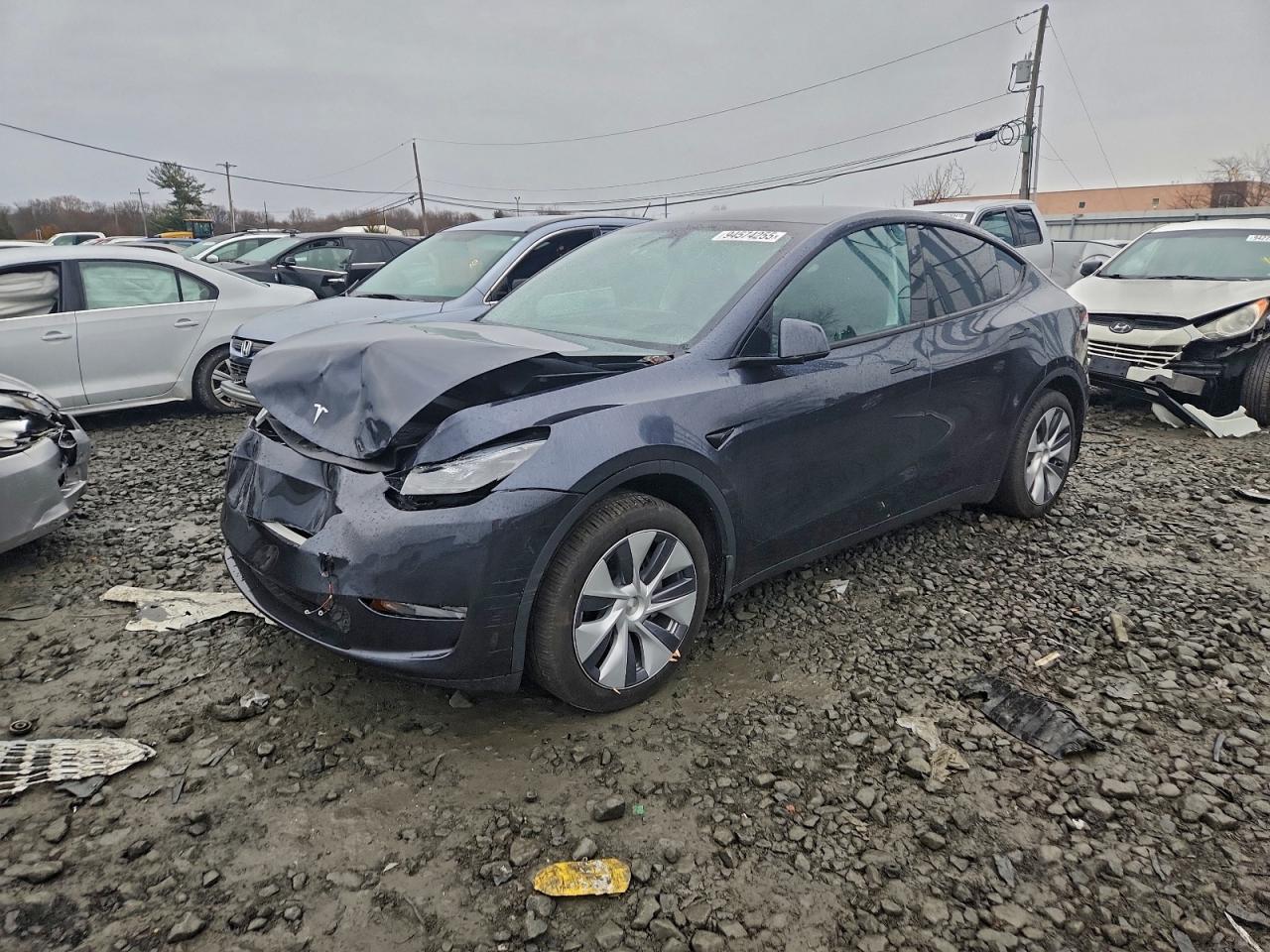 TESLA MODEL Y