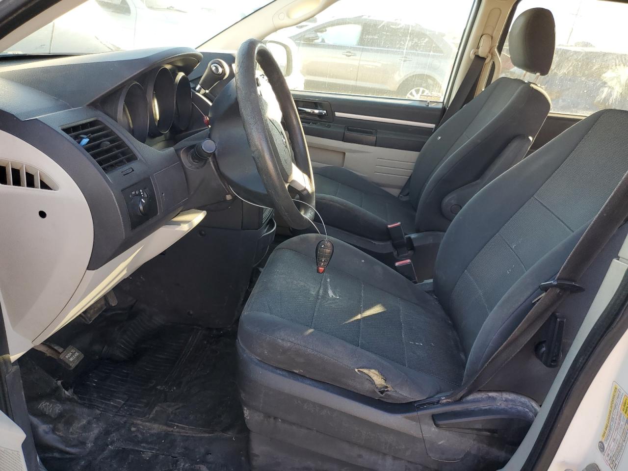 Lot #3302714023 2009 DODGE GRAND CARA