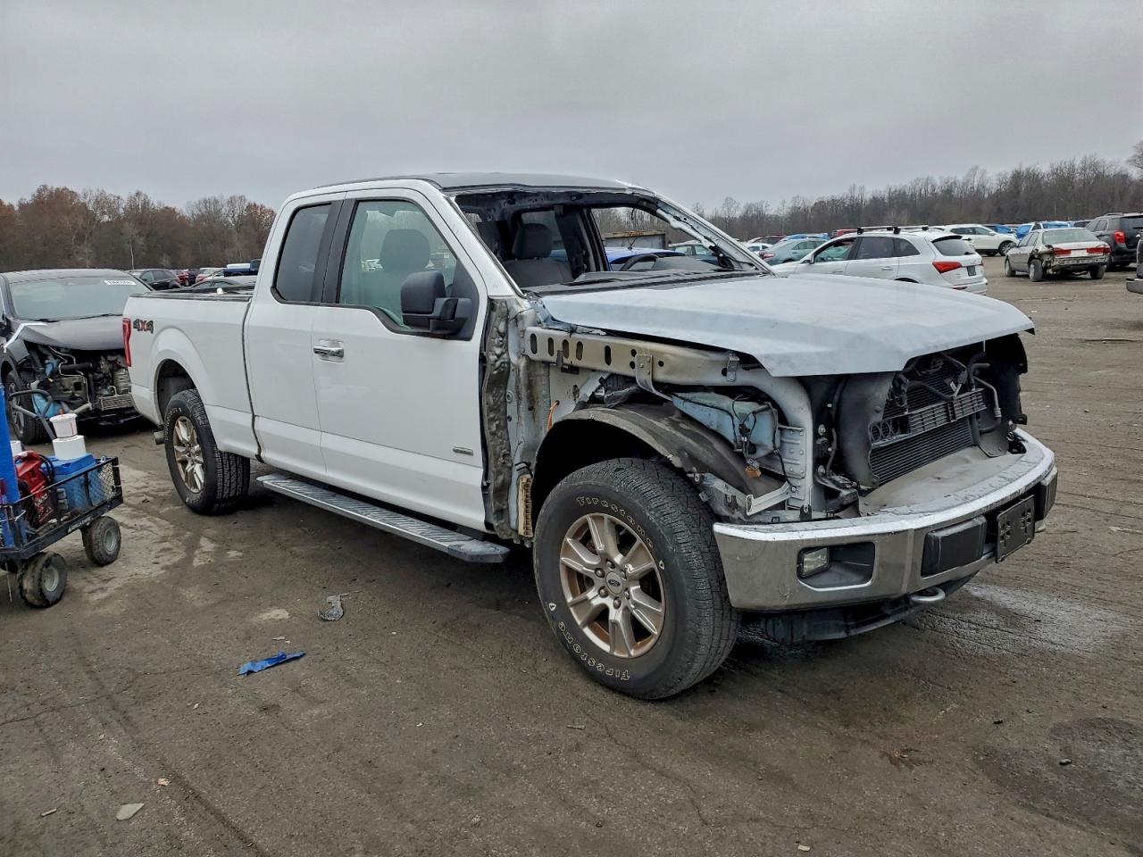 FORD F-150 SUPER CAB