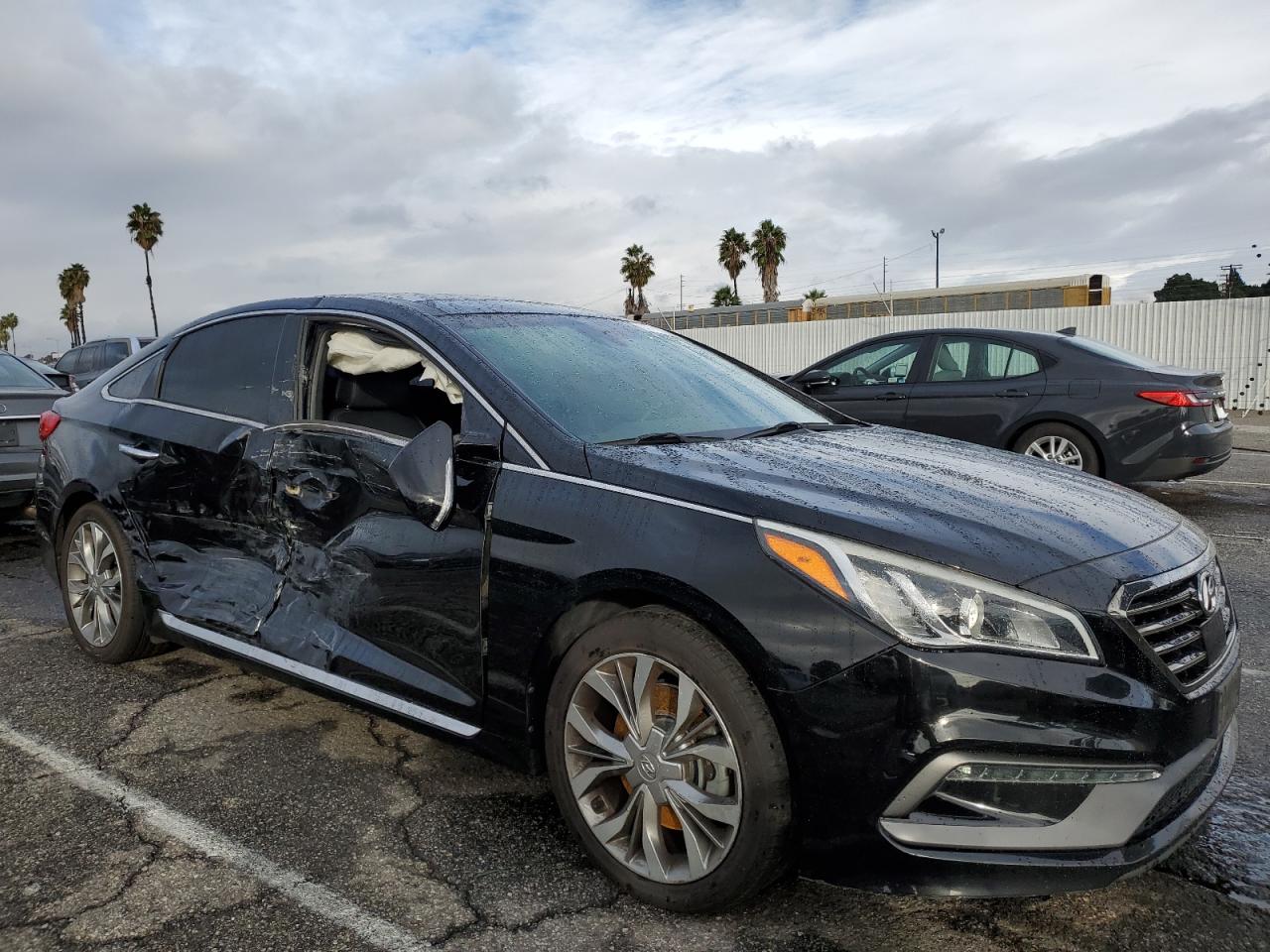 HYUNDAI SONATA SPORT