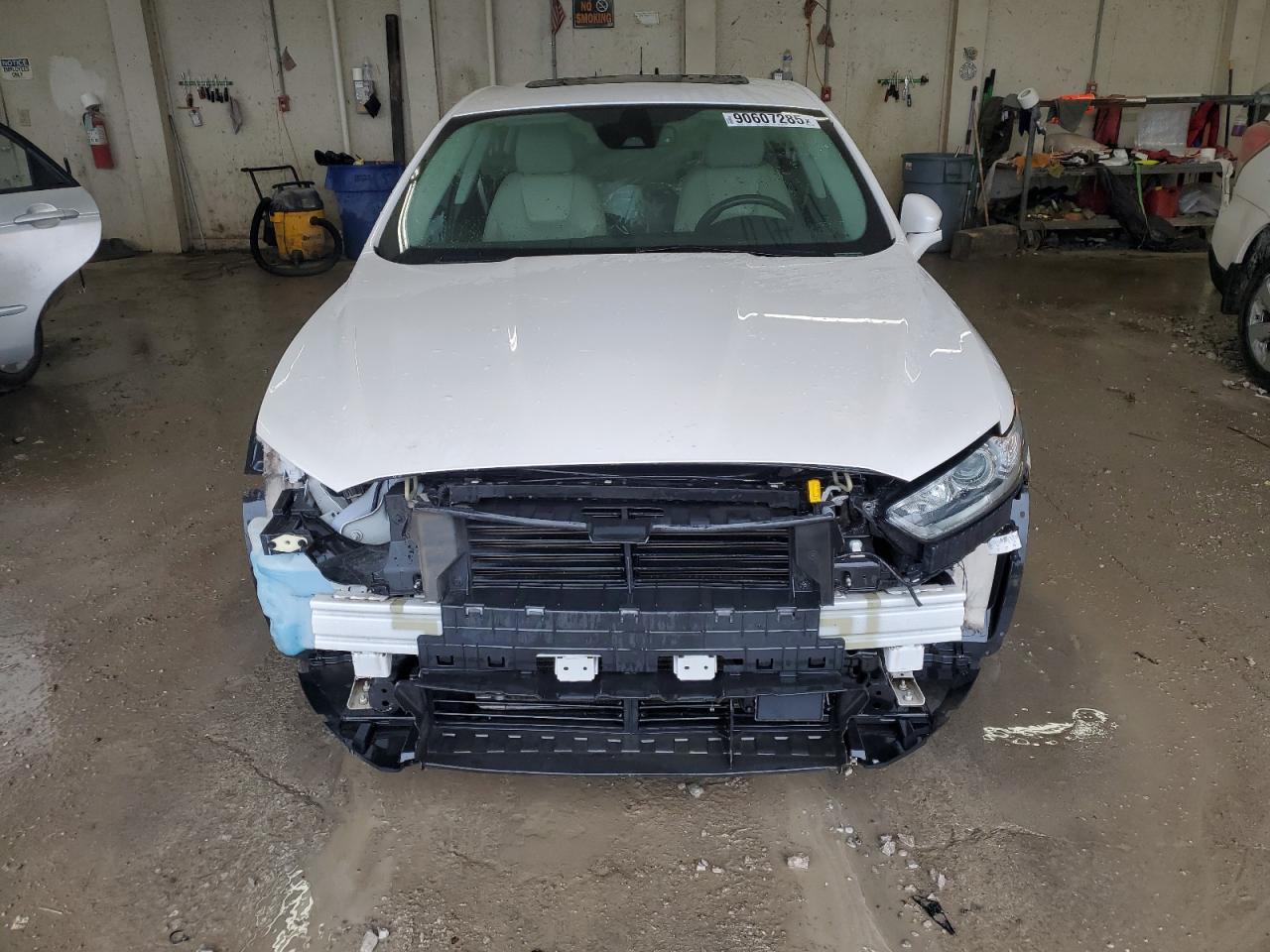 FORD FUSION TITANIUM PHEV