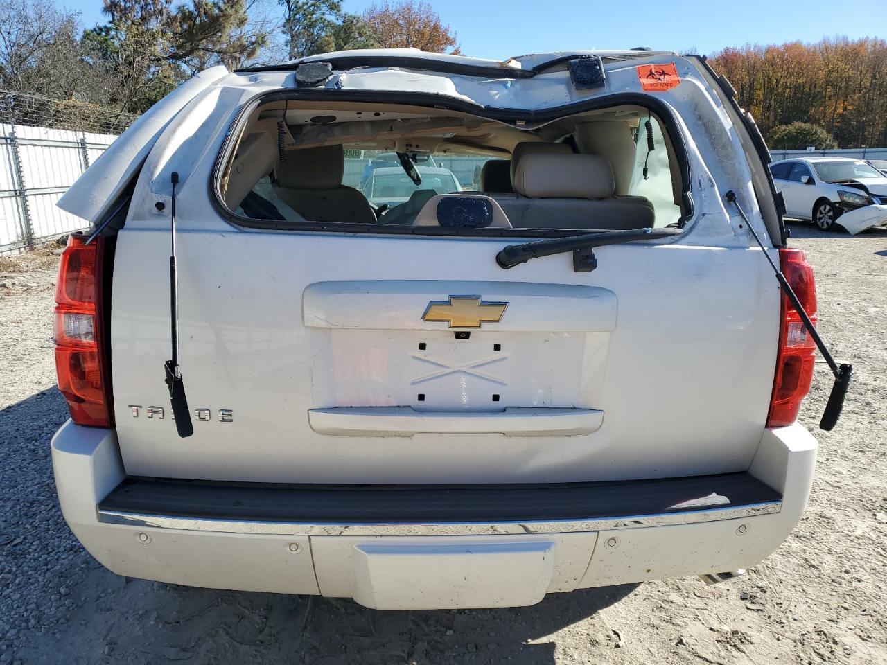 CHEVROLET TAHOE C1500 LTZ