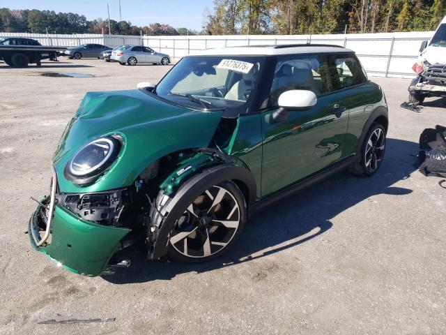 Global Auto Auctions: 2025 MINI COOPER S