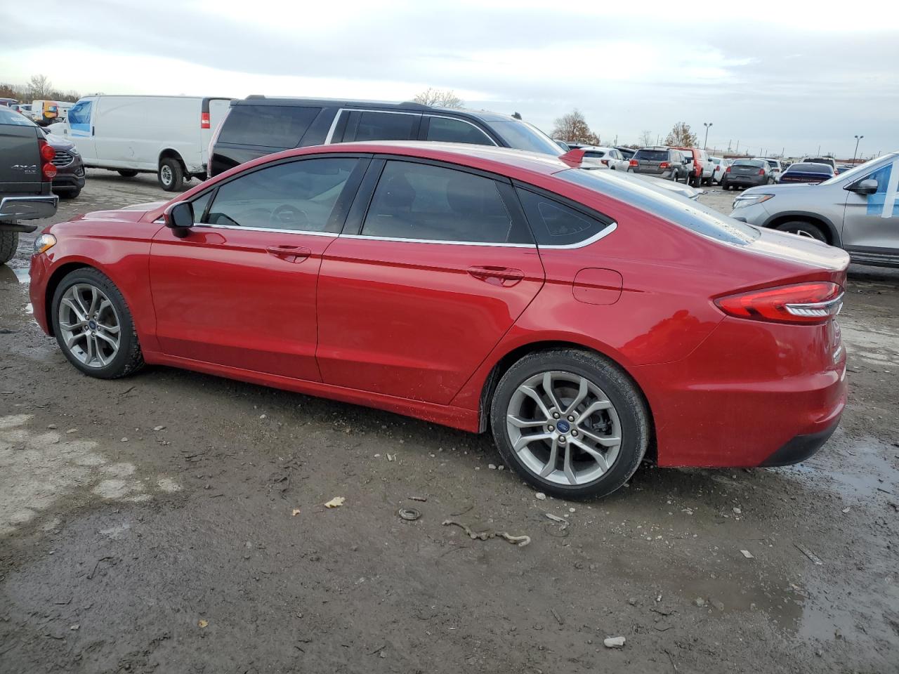 FORD FUSION SE