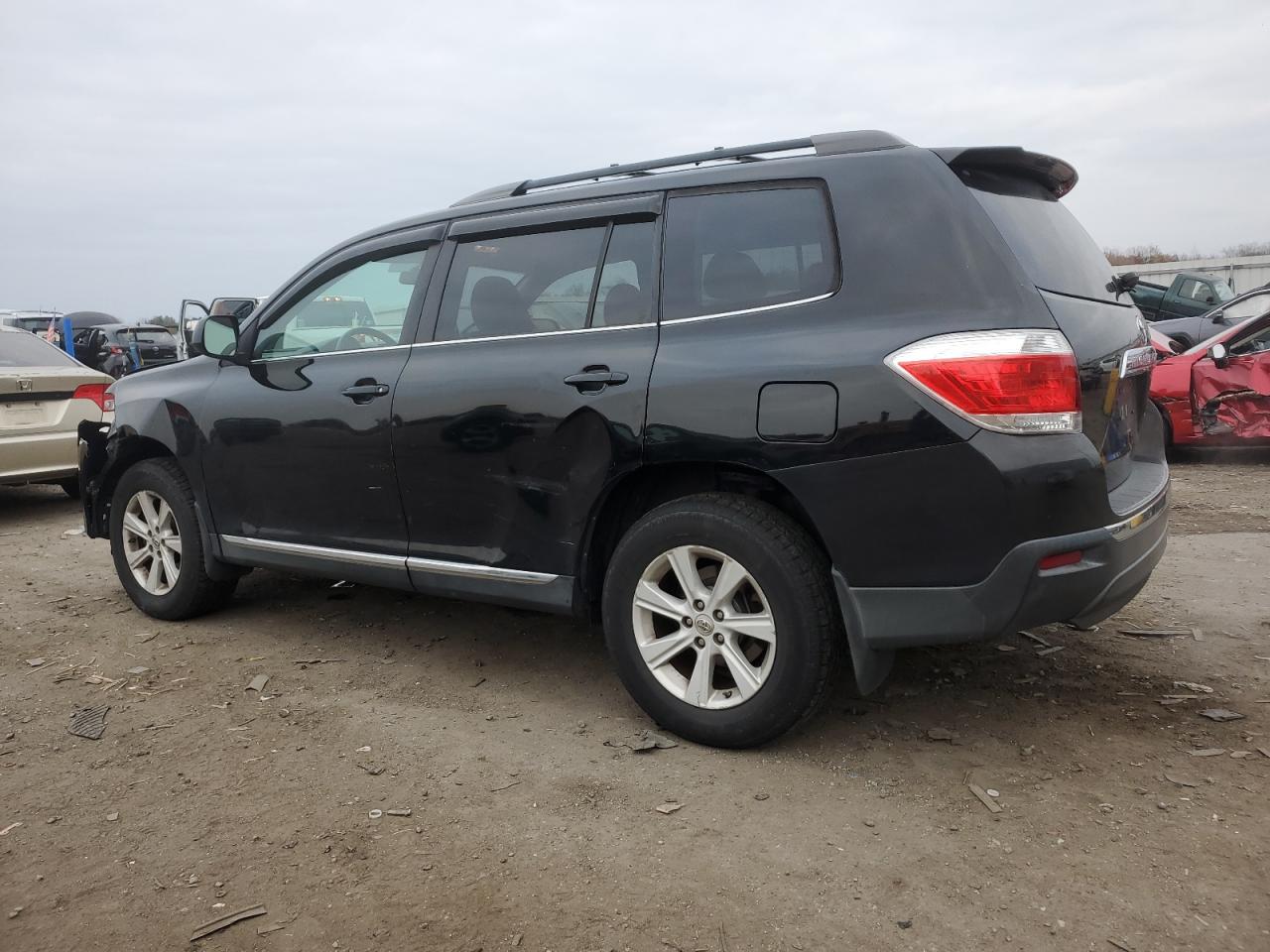 TOYOTA HIGHLANDER BASE